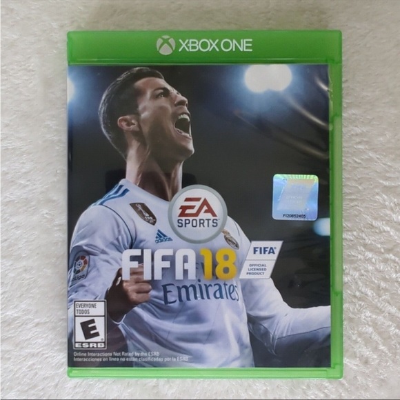 FIFA 18 Standard Edition - Xbox One - Picture 1 of 5